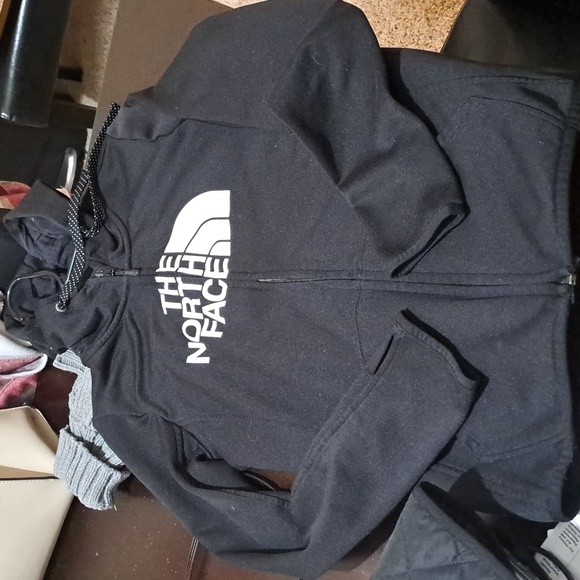 EUC The  North Face zip up hoodie - Picture 8 of 9